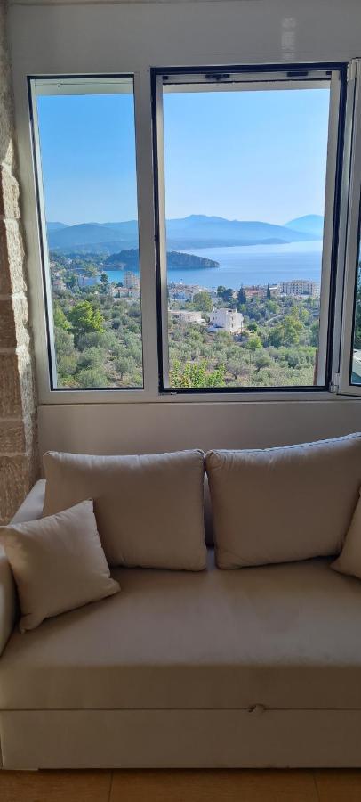 Villa Πέτρα, Ελιά Και Λεβάντα Tolón Exterior foto