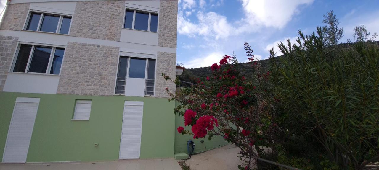 Villa Πέτρα, Ελιά Και Λεβάντα Tolón Exterior foto